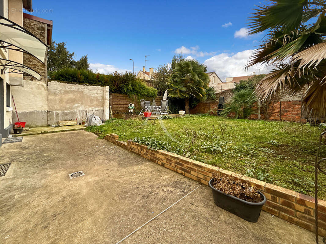 Maison à VITRY-SUR-SEINE