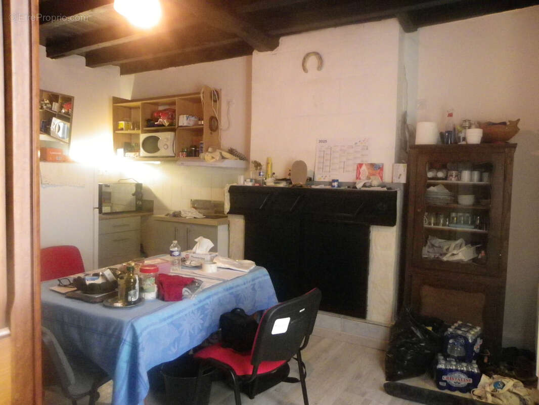Maison de ville f2 41.6m2 plein centre ville - photo 2