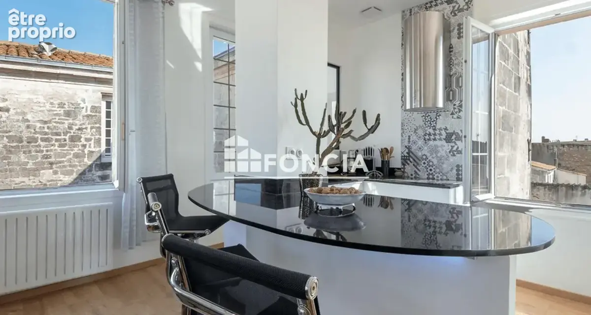 Appartement de standing – hyper-centre – terrasse – rénovation haut de gamme - photo 2