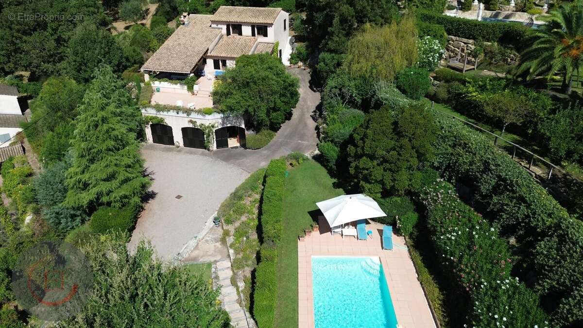 Maison à LES ADRETS-DE-L'ESTEREL