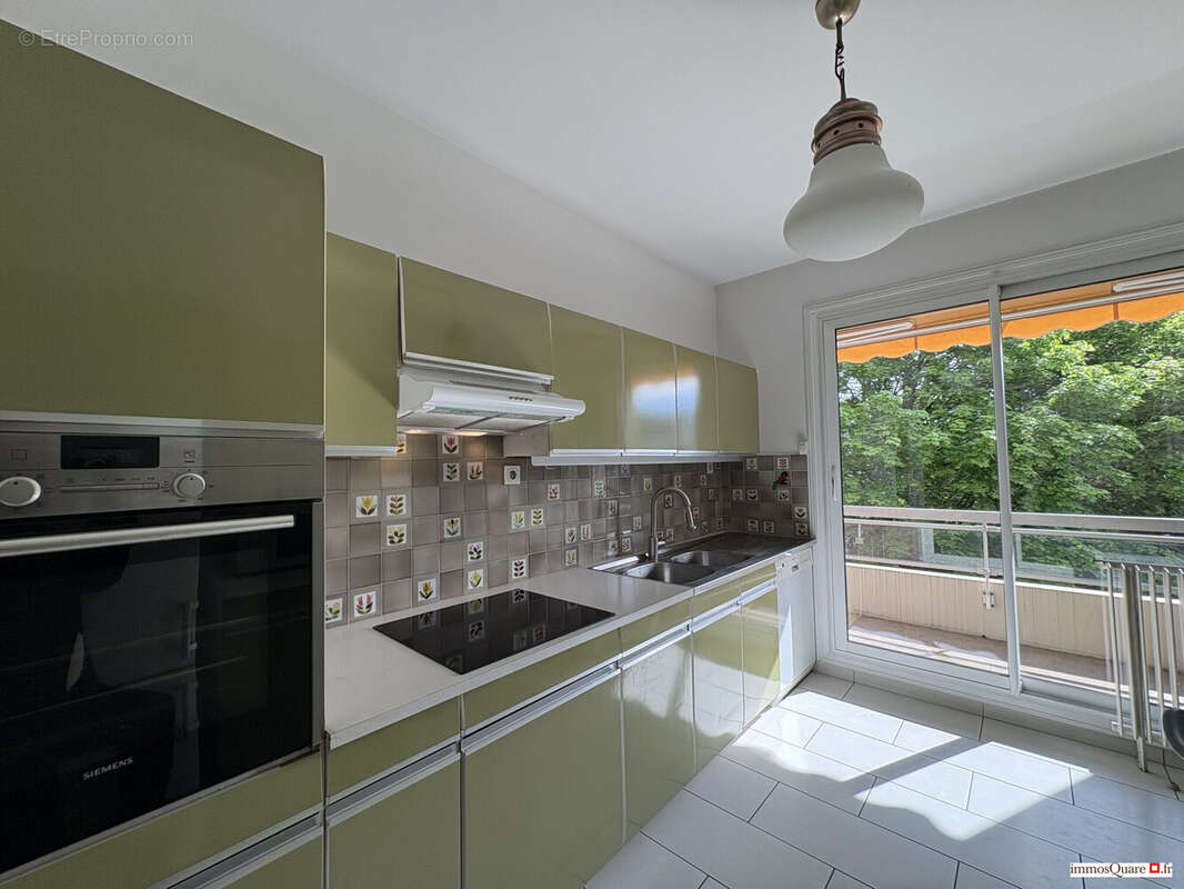 Appartement à MEYLAN