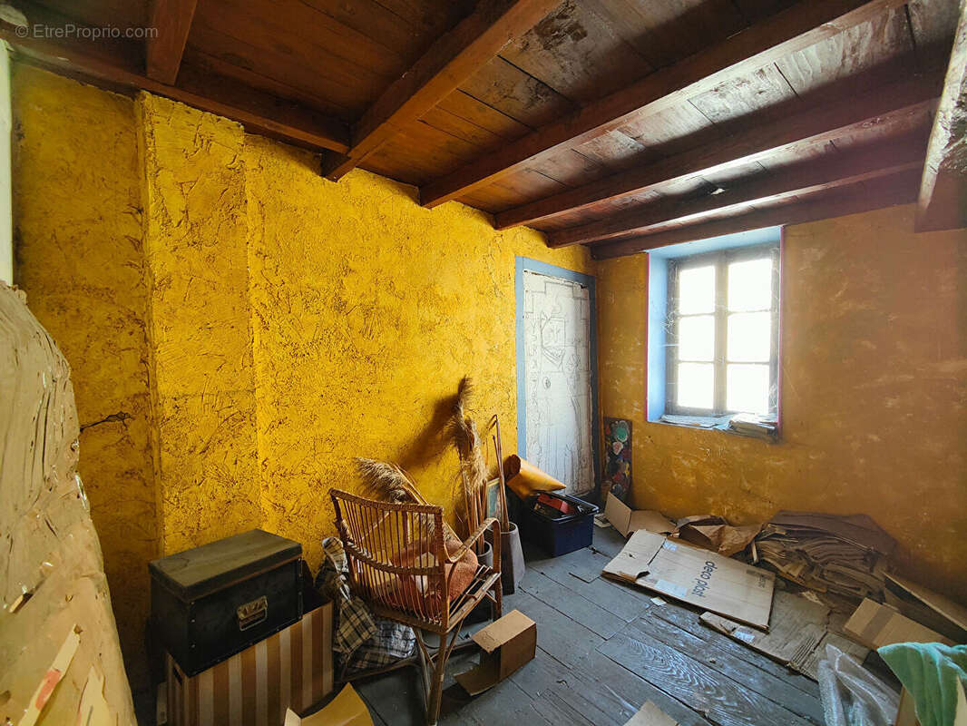 Maison à LA TOUR-DU-PIN