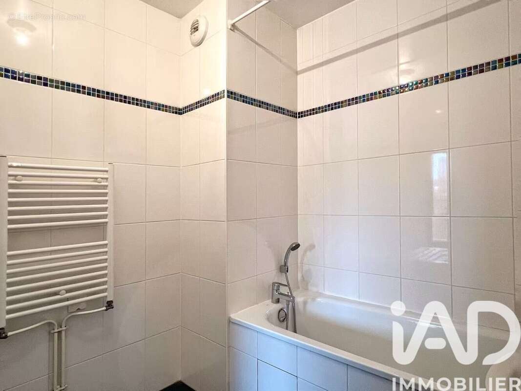 Photo 9 - Appartement à BUSSY-SAINT-GEORGES