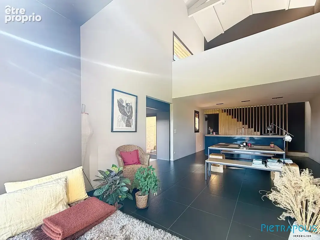 Maison 5 pièces 200 m² à vendre à Amplepuis (69550) - photo 6