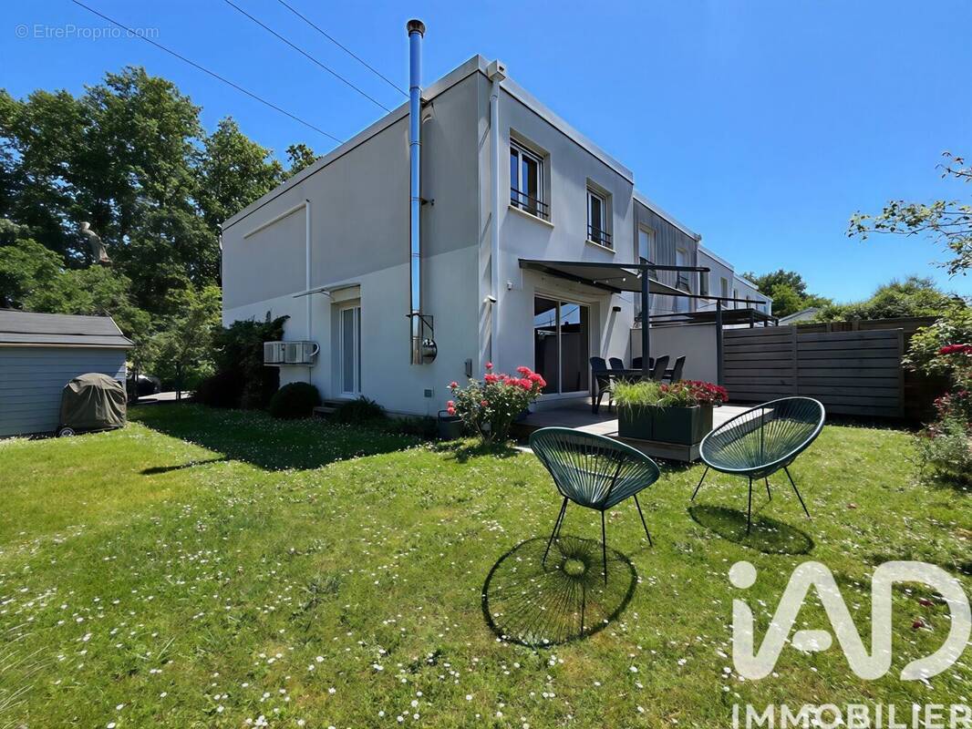 Photo 1 - Maison à EYSINES