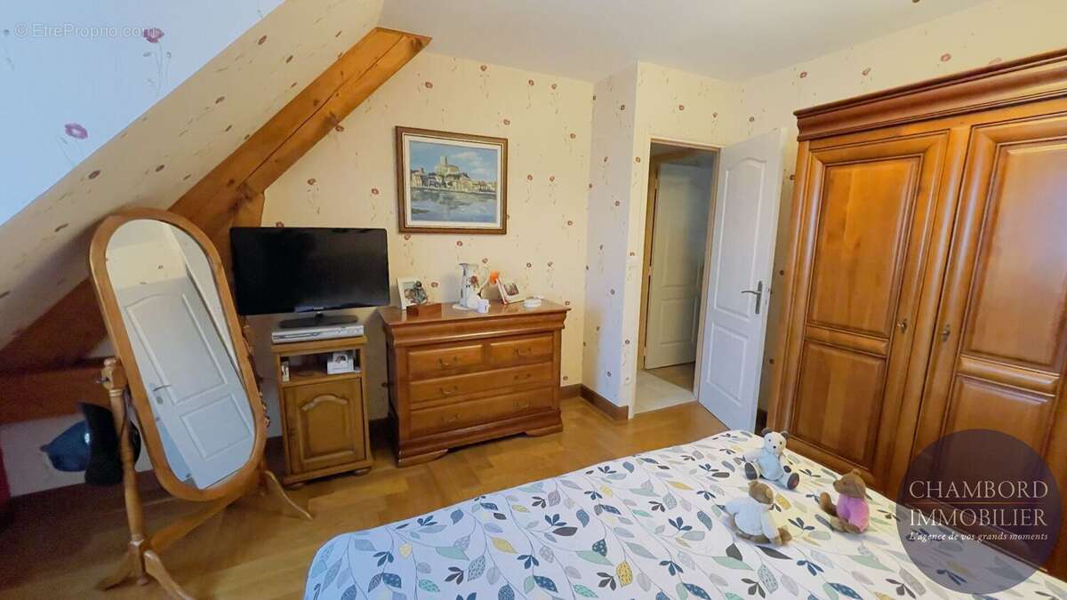 Maison spacieuse  167 m2 - Vineuil - 5 chambres - photo 10