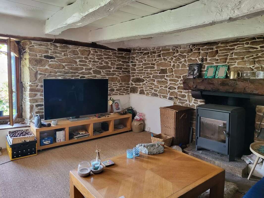 Maison à LA GREE-SAINT-LAURENT