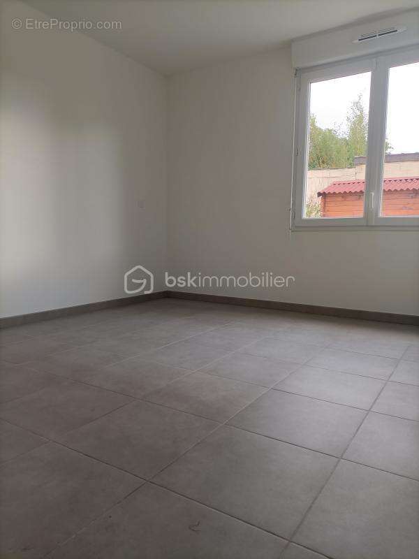 Appartement à CHENNEVIERES-SUR-MARNE