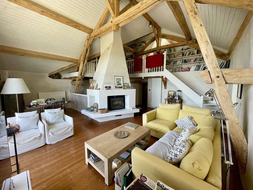 Maison à CHESSENAZ