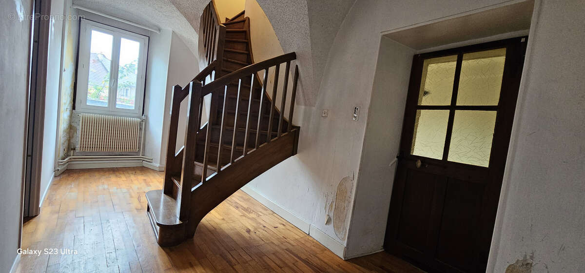 Appartement à CORPS