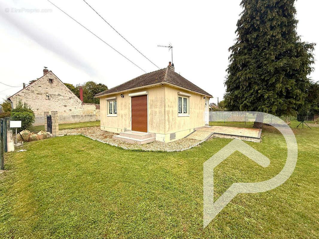 Maison à RESSONS-SUR-MATZ