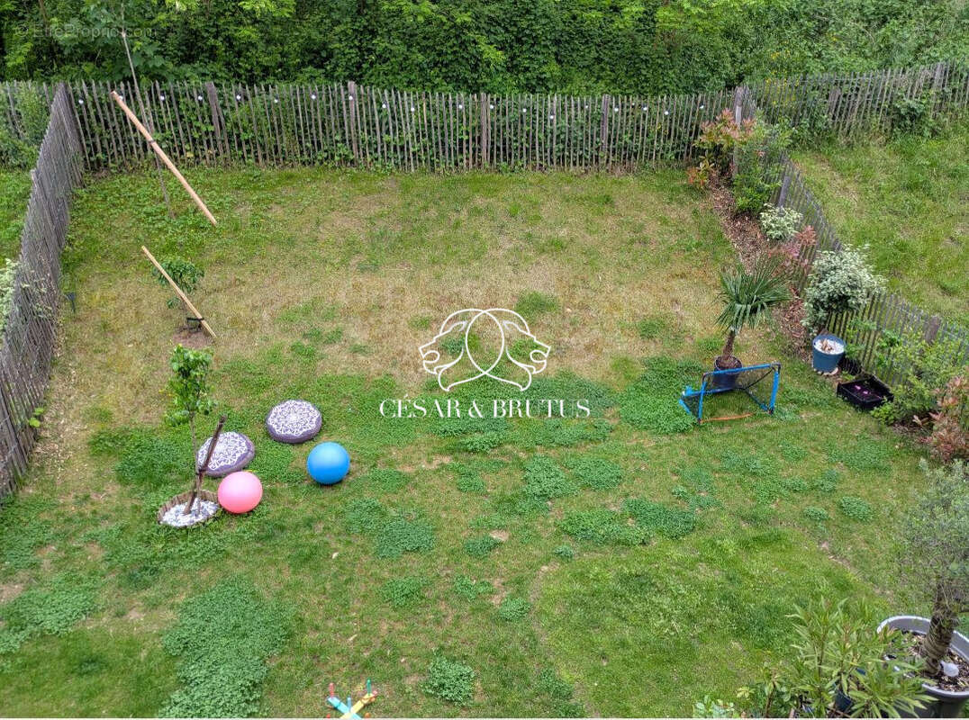 Maison 84 m² à Fontaines-Saint-Martin  - photo 3