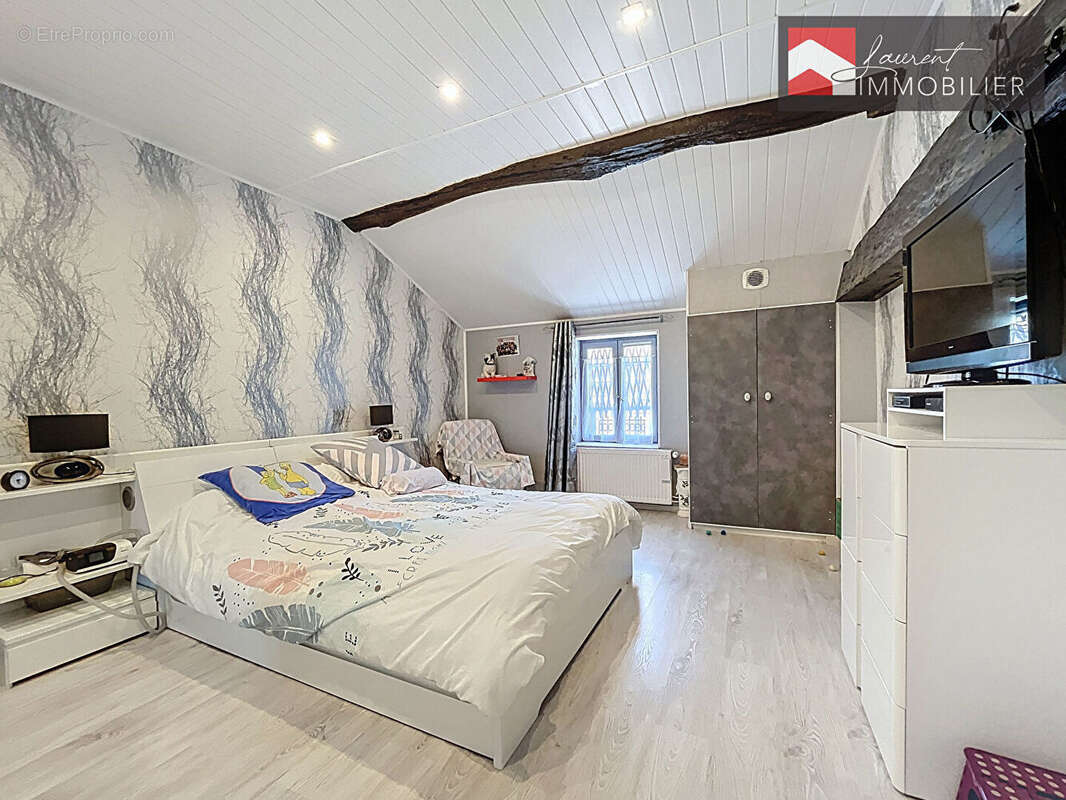 Maison à SENNECEY-LE-GRAND