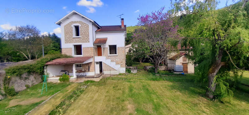 Maison à VILLEFRANCHE-DE-ROUERGUE