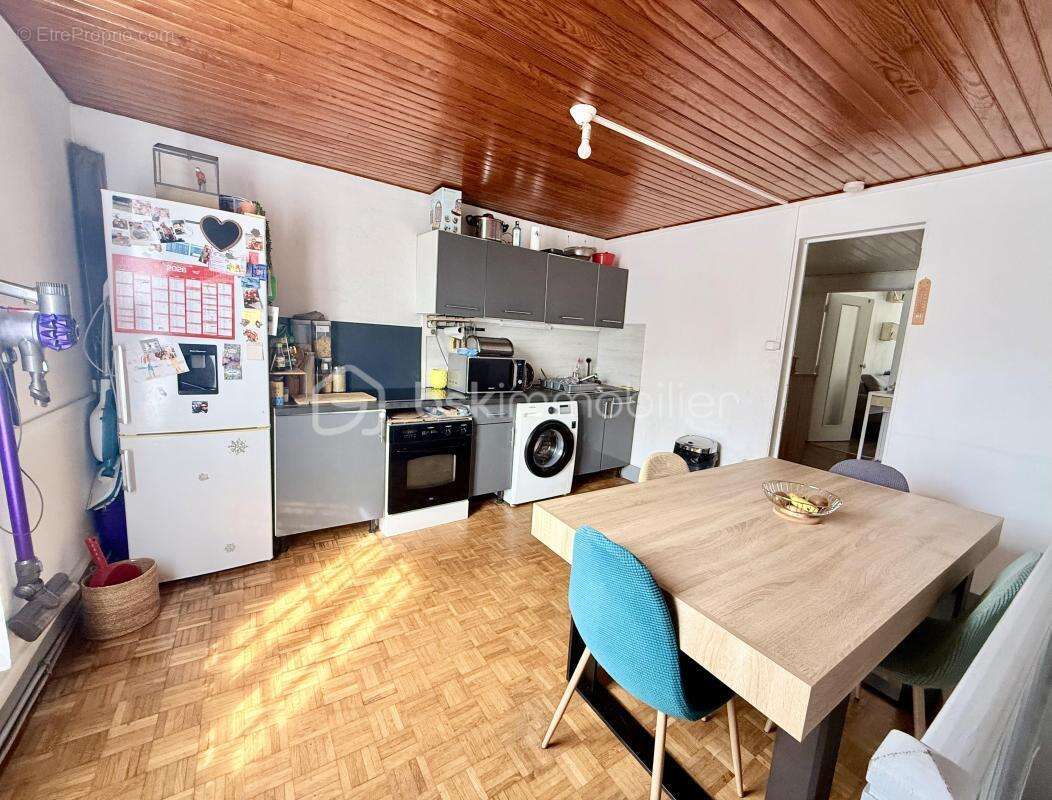 Appartement à MARINES