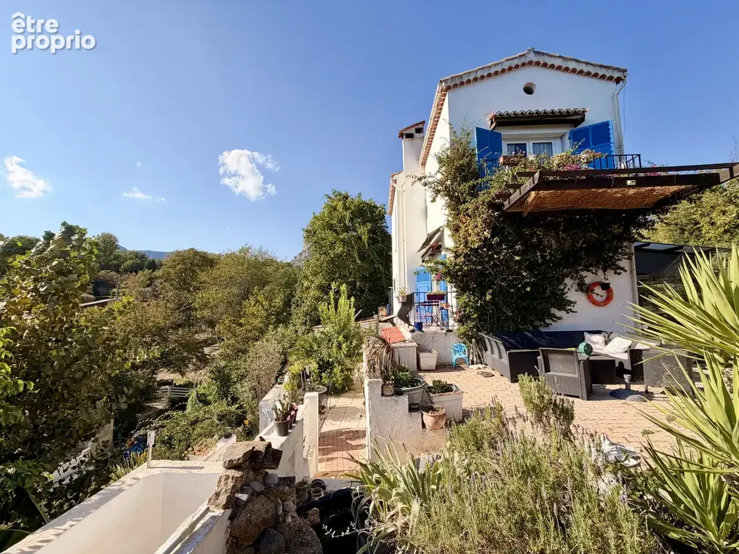 Photo Maison à Saint-Jeannet au prix de 580 000€