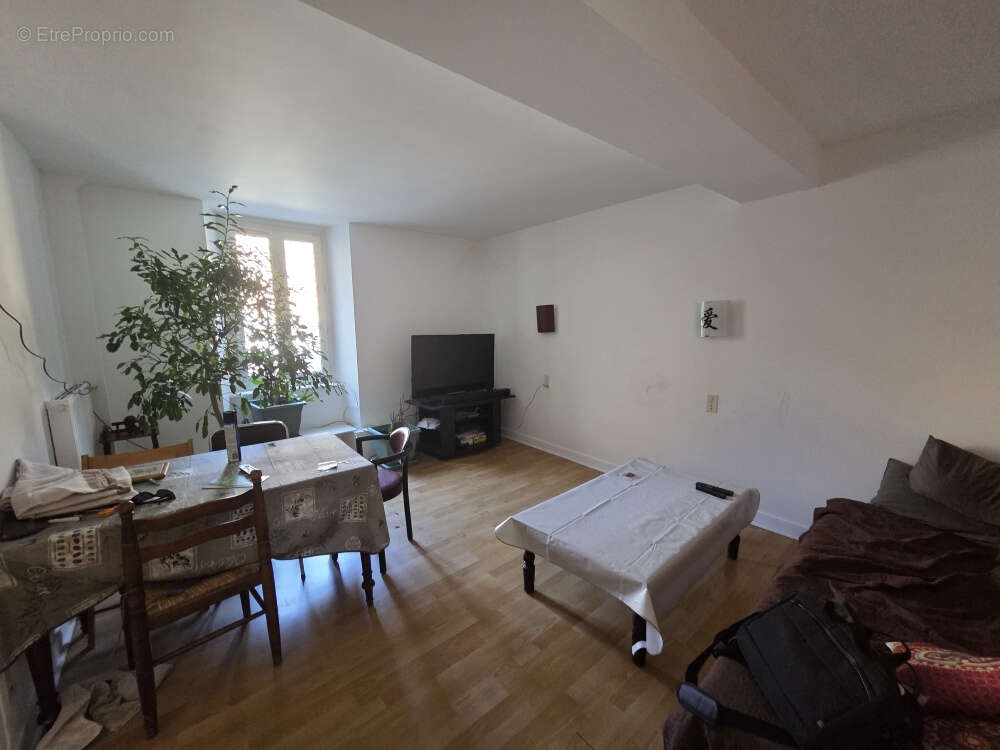 Appartement 181 m² à Saint-Junien  - photo 8