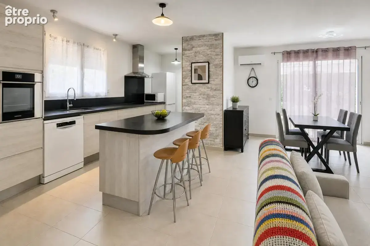 Maison de 4 pièces de 80 m² à Feugarolles - photo 5
