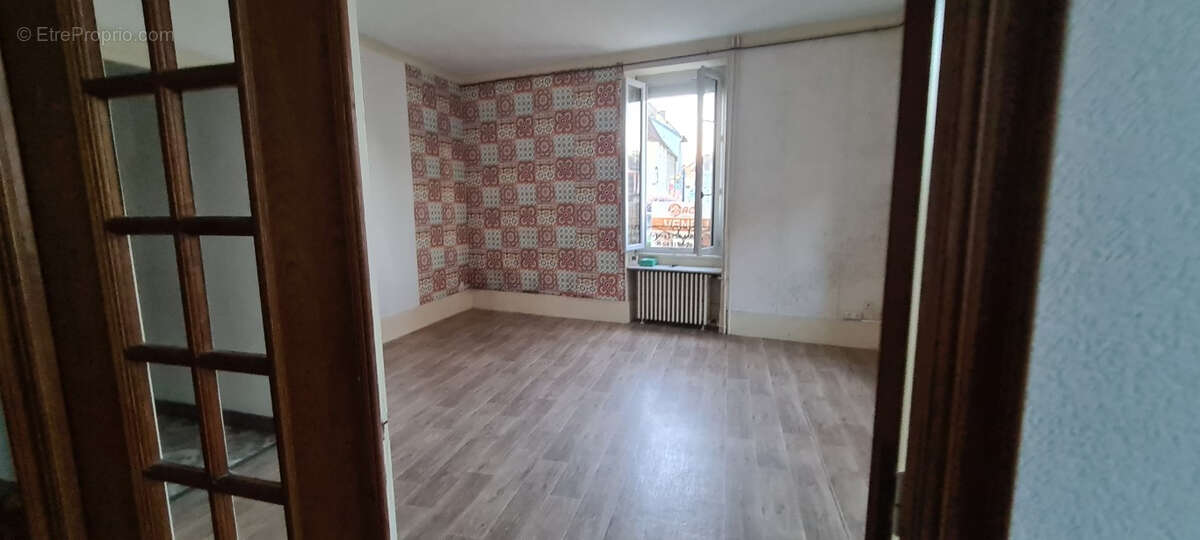 Maison à MIREBEAU-SUR-BEZE