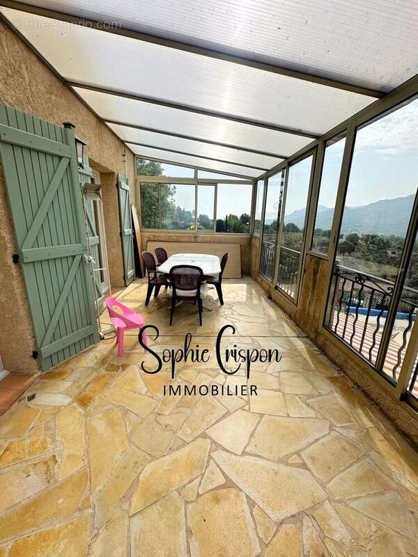 Maison à LES ADRETS-DE-L'ESTEREL