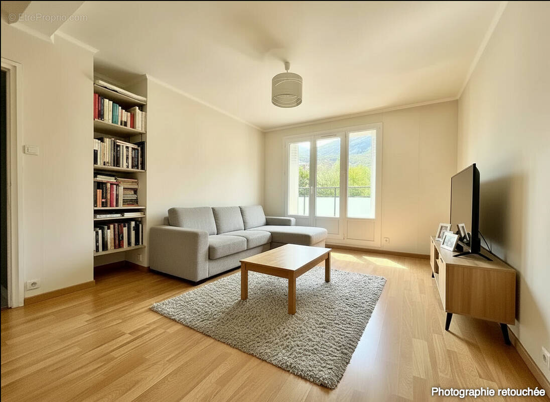 Appartement à FONTAINE