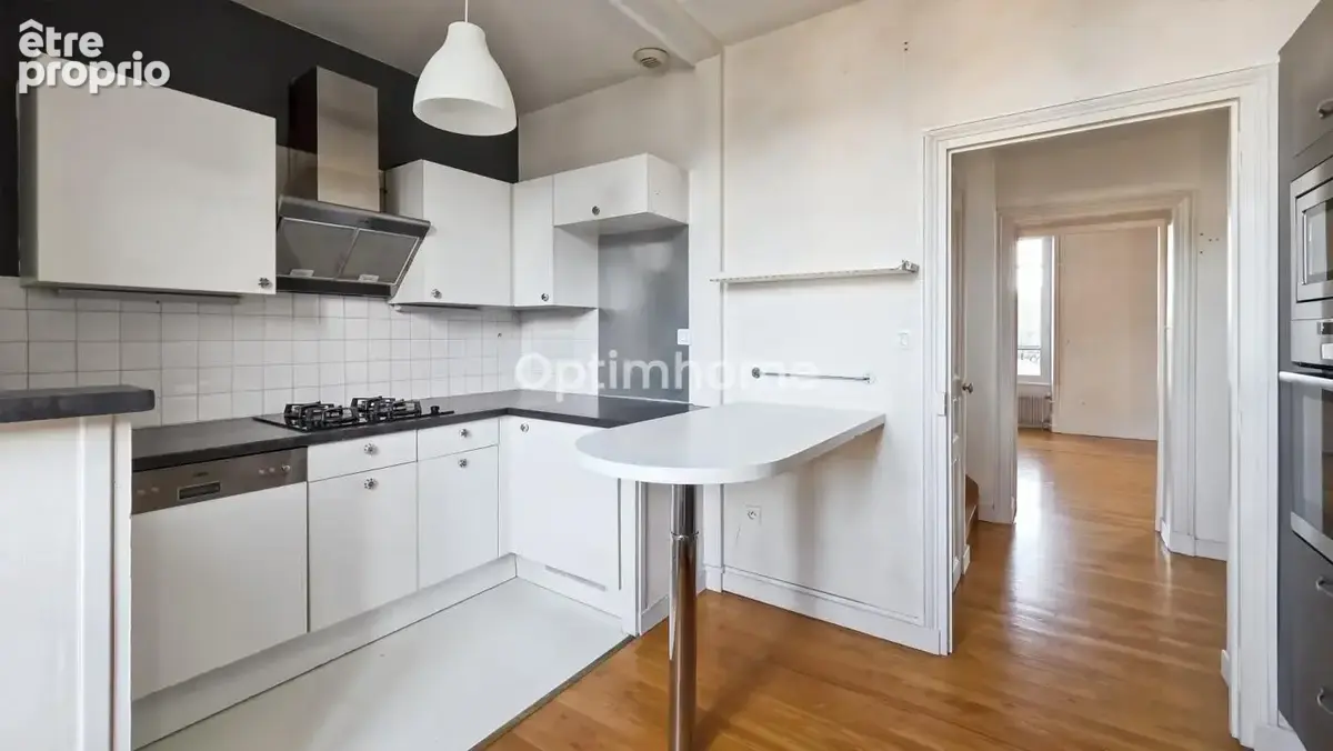 T3 duplex – Bureau + mezzanine – Immeuble 1903 – Chamalières – DPE E / GES E - photo 4