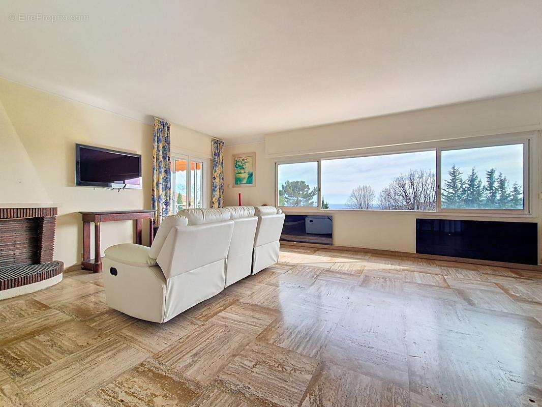 Appartement à VENCE