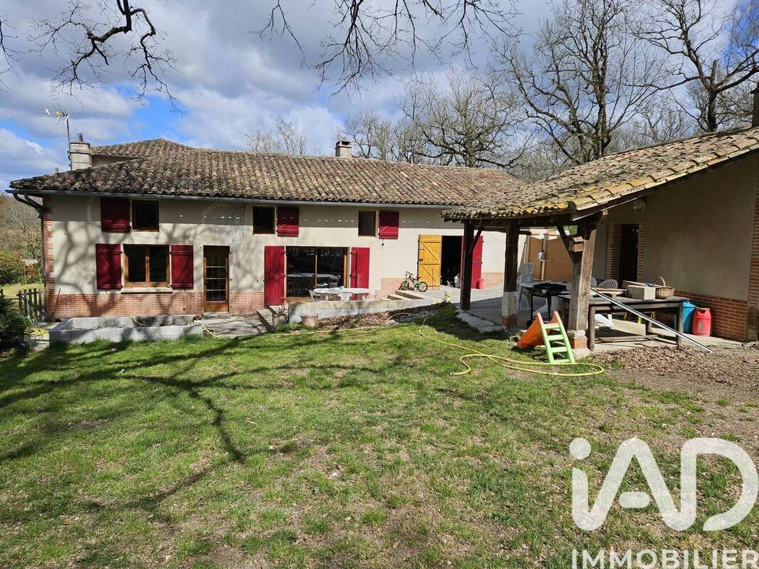 Photo 1 - Maison à ANGEVILLE