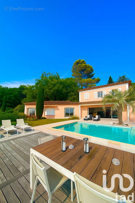 Photo 8 - Maison à MOUANS-SARTOUX