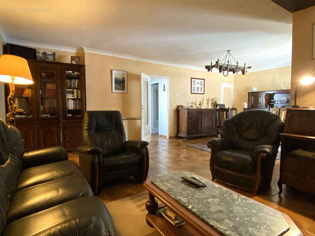 Maison à RION-DES-LANDES