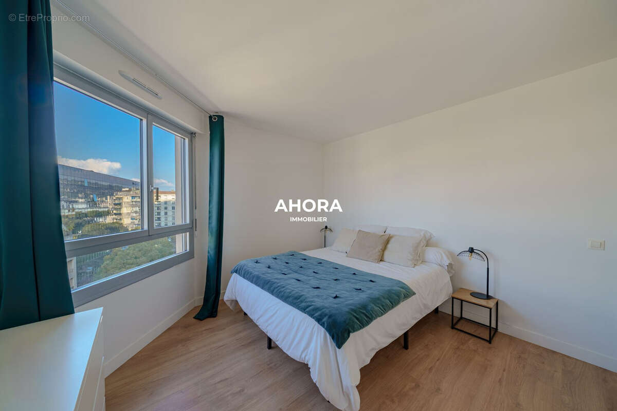 Appartement à MARSEILLE-8E