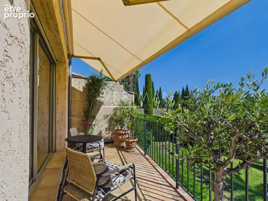 Villa/appartement dans un domaine privé avec piscine et vue mer – Vence - photo 9