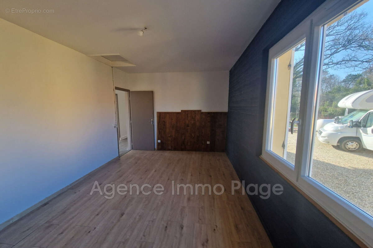 Maison 95 m² à Grayan-Et-L'hopital  - photo 7