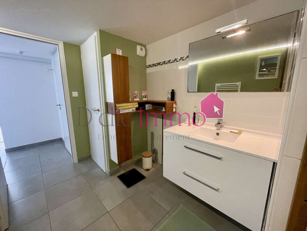 Appartement de caractère situé sur la corniche ! - photo 16
