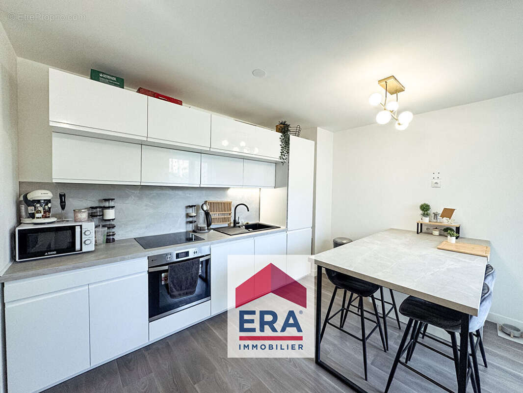 Appartement à SARTROUVILLE
