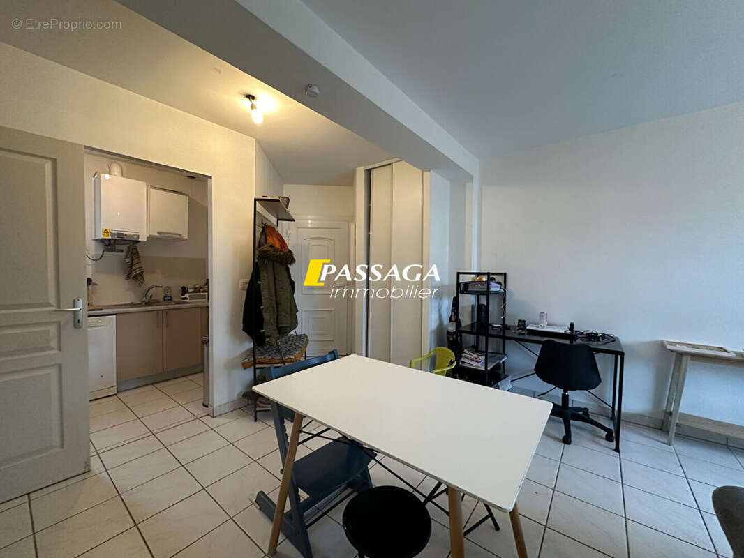 Appartement à LAISSAC