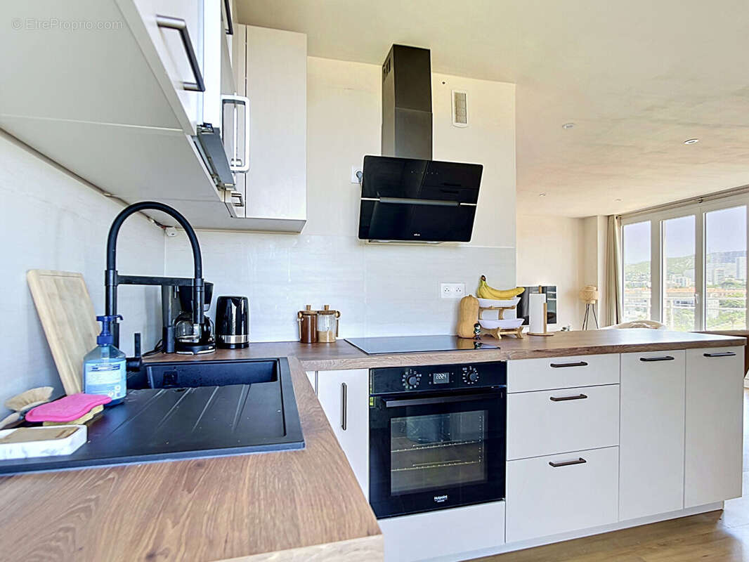 Appartement à MARSEILLE-9E