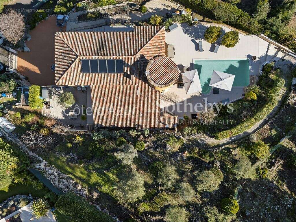 Maison à MONTAUROUX