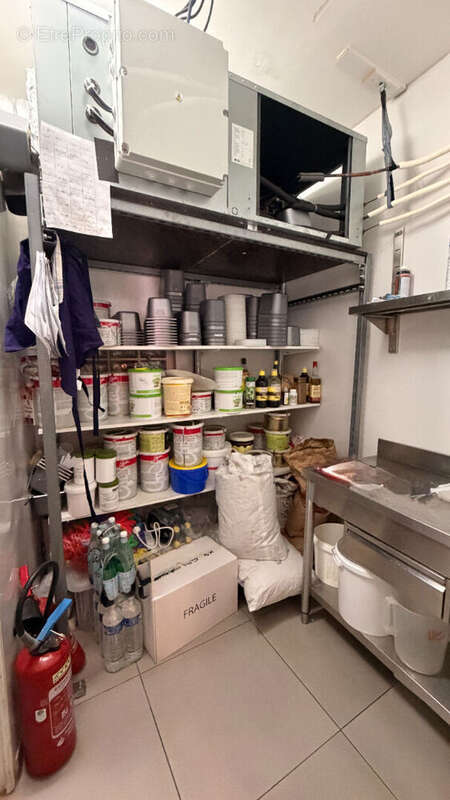 A vendre fonds de commerce glacier artisanal 27 m2 avec laboratoire ouvert 6 mois dans l'annee idealement situe dans le centre d - photo 12