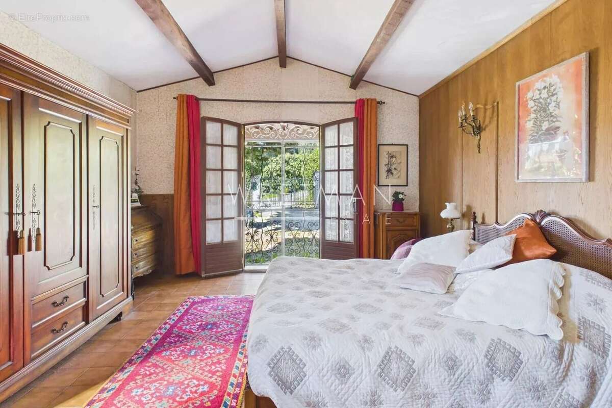 Villa à rénover avec piscine et vue panoramique  - Montauroux - photo 12