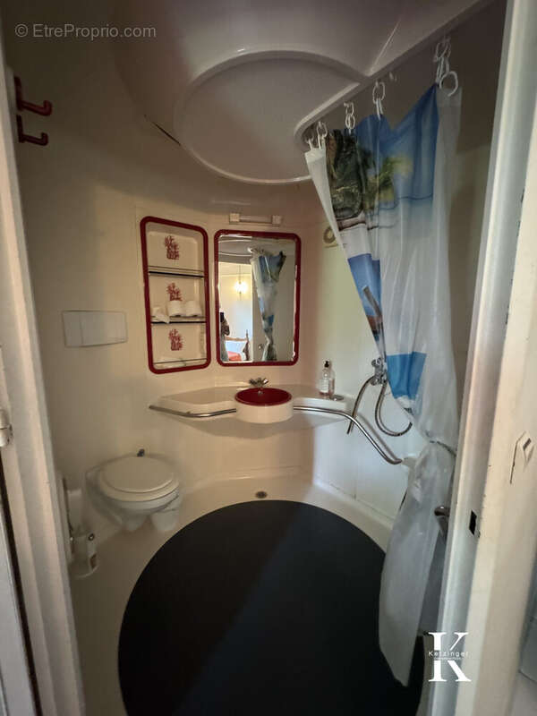 Appartement 680 m² à Fort-De-France  - photo 9