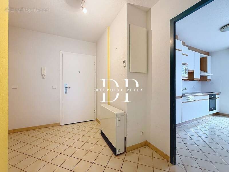 Appartement à COLLONGES-SOUS-SALEVE