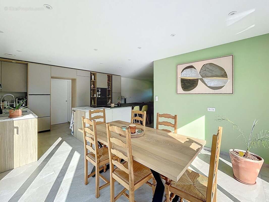 Maison à VILLEFRANCHE-SUR-SAONE