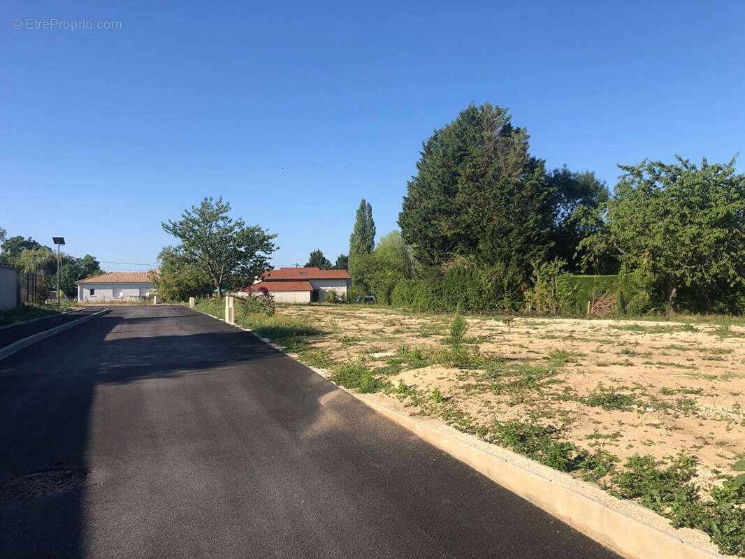 Terrain à SAINT-ANDRE-SUR-VIEUX-JONC