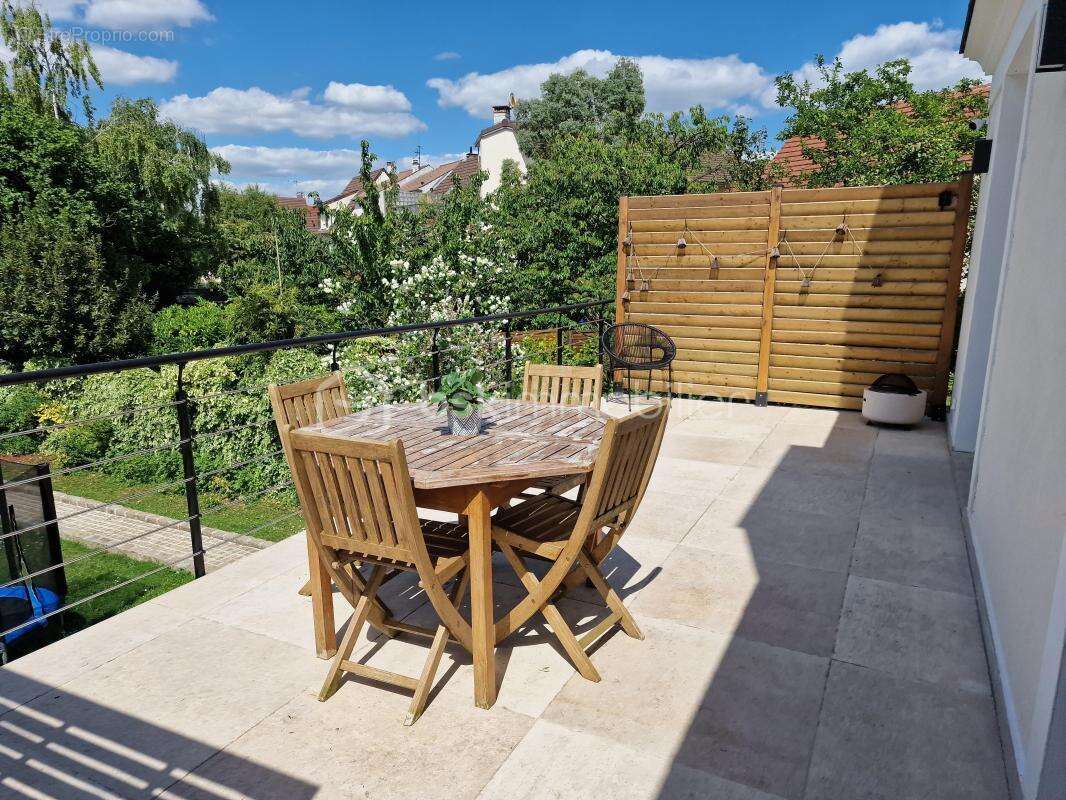 Maison à GOURNAY-SUR-MARNE