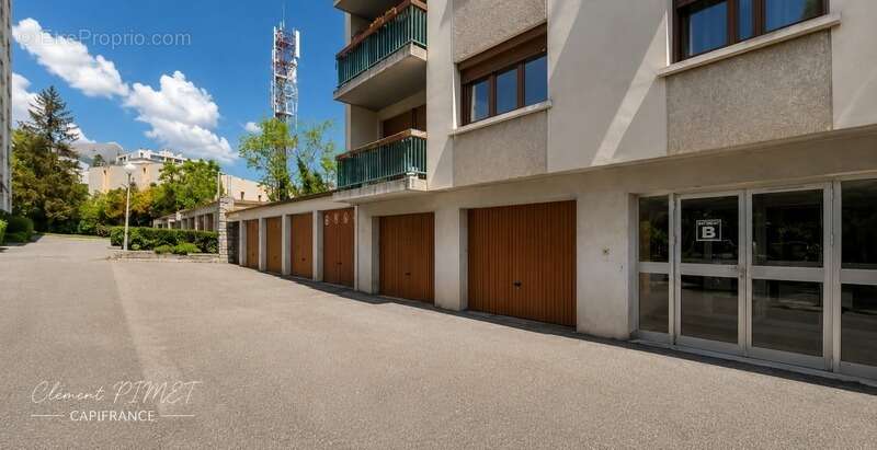 Garage sécurisé – Avenue Jean Jaurès à Gap - photo 2