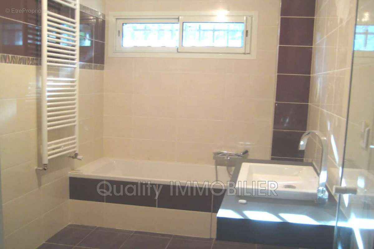 Maison 180 m² à Cannes  - photo 8