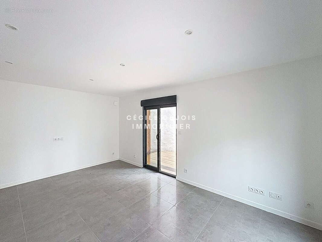 Maison à LE PERREUX-SUR-MARNE