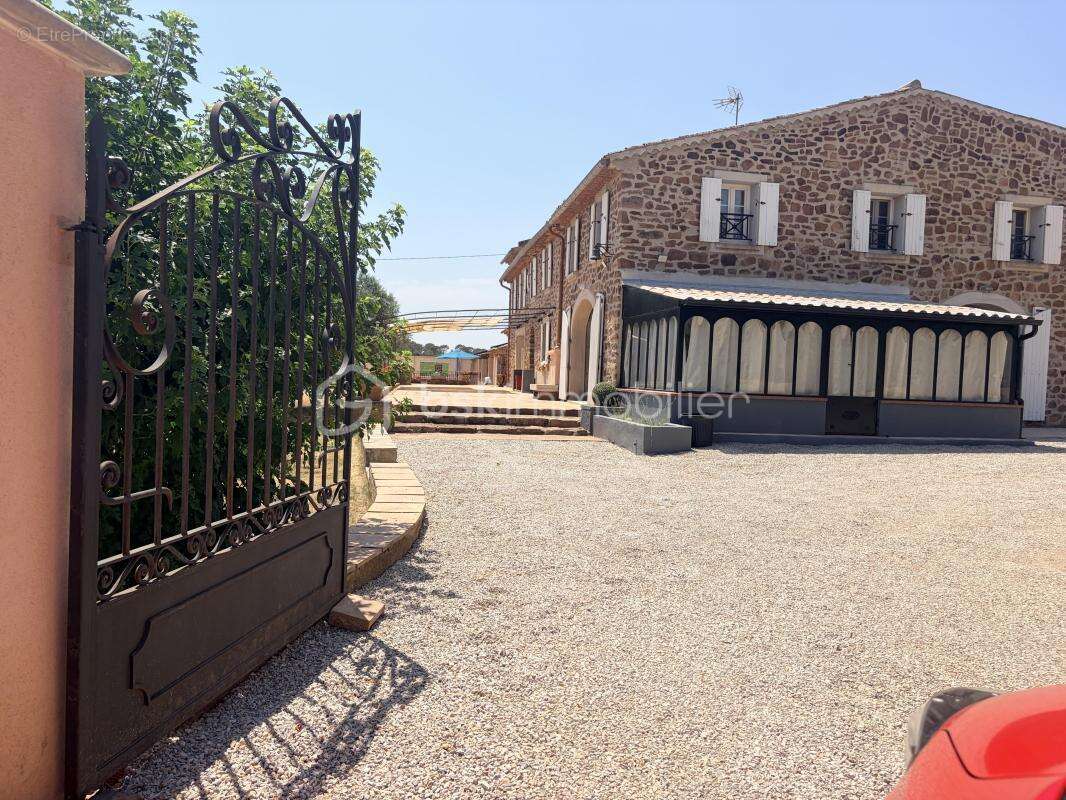 Maison à LE LUC