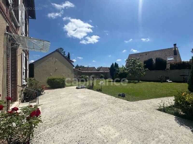 Maison à CHAUFOUR-LES-BONNIERES